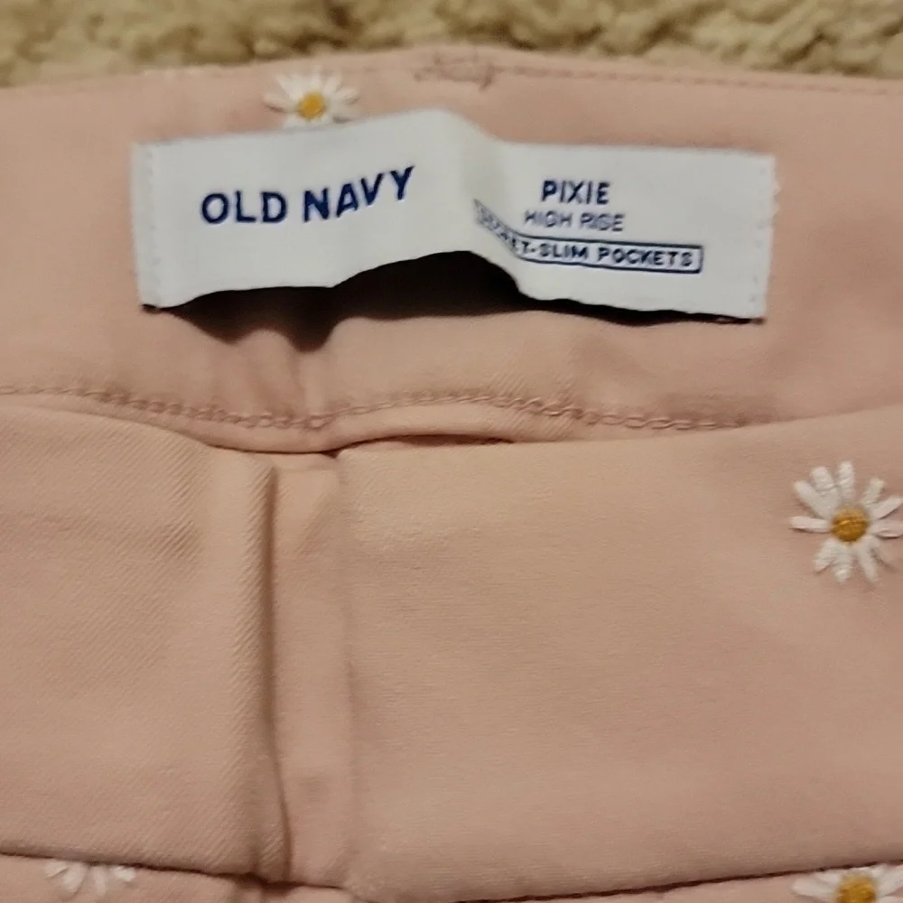 Old Navy Pink Skinny Pants with Floral Embroidery - Picture 3 of 11